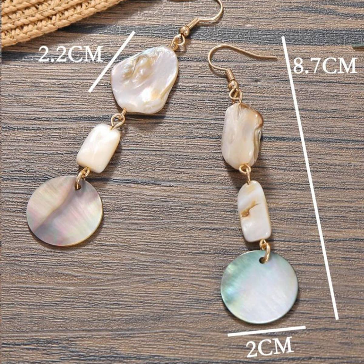 NEW SHELL BEADED PENDANT EARRINGS