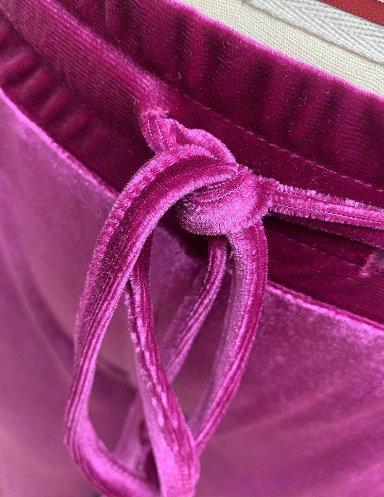 FASHIONABLE HOODIE CANARY SWEATPANTS SUIT