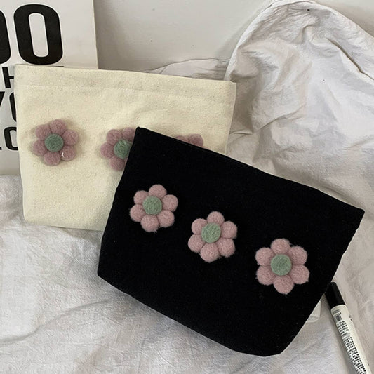 THREE-DIMENSIONAL FLOWER CARRY-ON COSMETIC BAG_CWAB2145