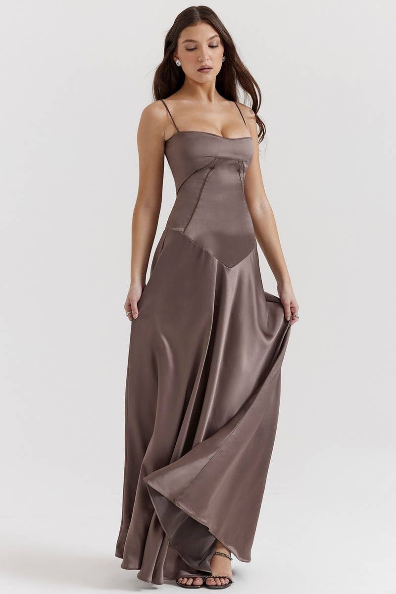 CWDMD5567_BACKLESS SPAGHETTI STRAP SLIM FIT EVENING GOWN