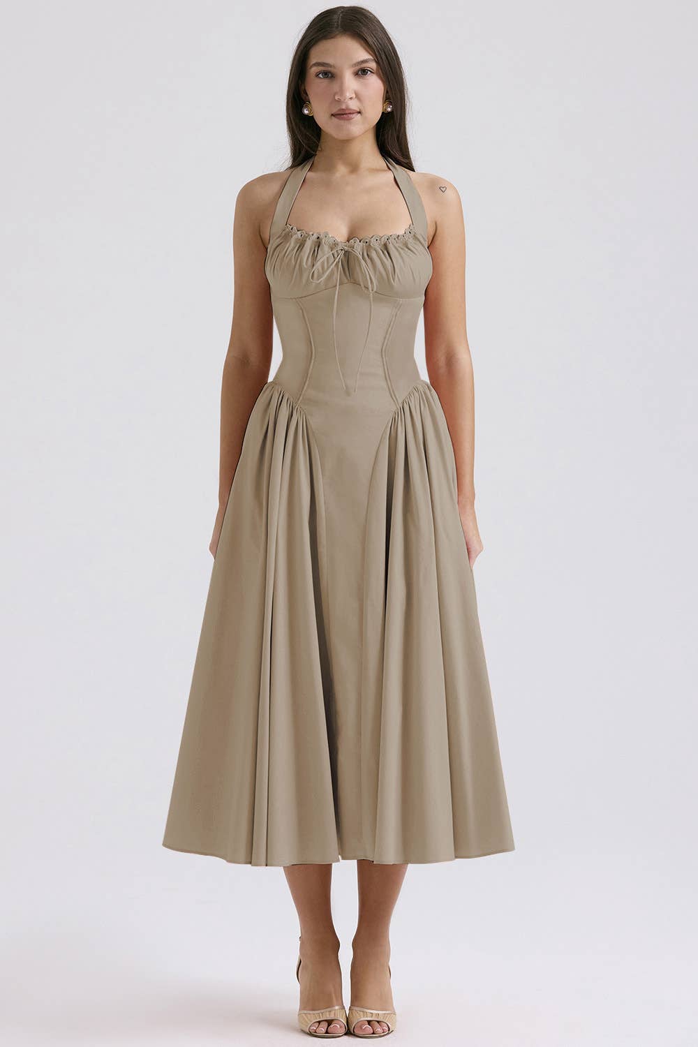 Chic high-end fit & flare backless halter dress