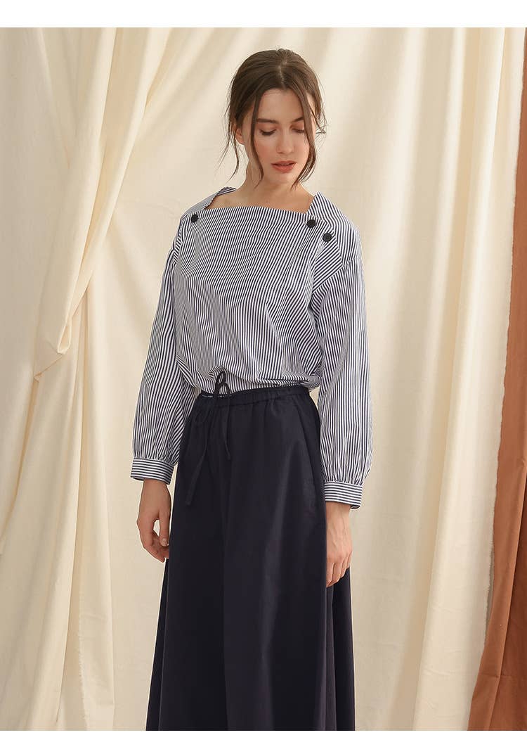 Commuter fold wear stripe long sleeve blouse