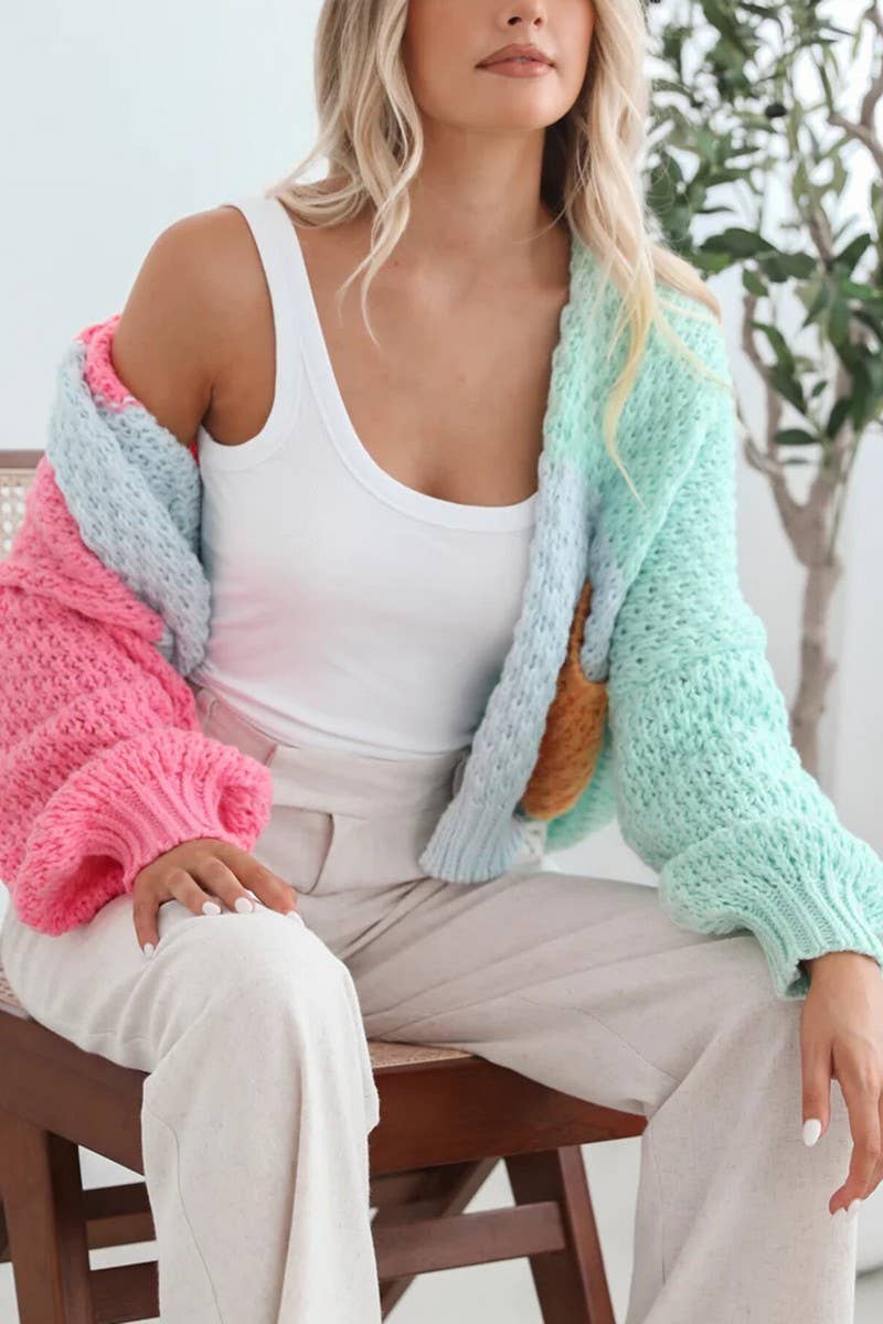 CWOCAL00709_CHUNKY COLORBLOCK V NECK BUTTON-UP TOP