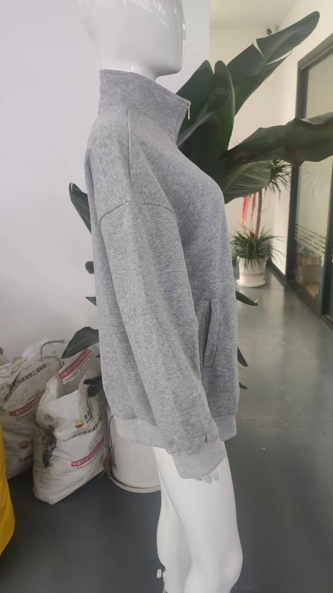 Fashion zip-up lapel solid color hoodie