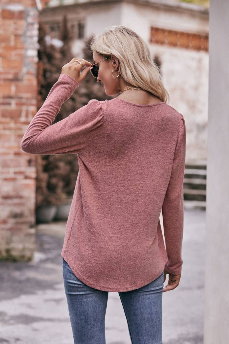 CWTBLL2738_SQUARE-NECK PLEATED LONG-SLEEVED TOP