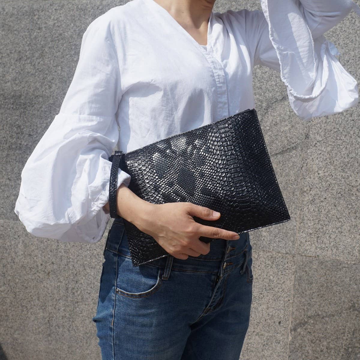 3D PYTHON PATTERNED LARGE CAPACITY HANDBAG_CWAB1374