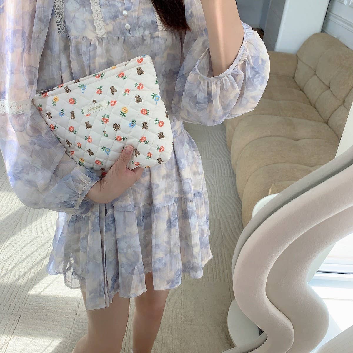 CWAB5816_CARTOON FLOWER BEAR QUILTED LINED CLUTCH