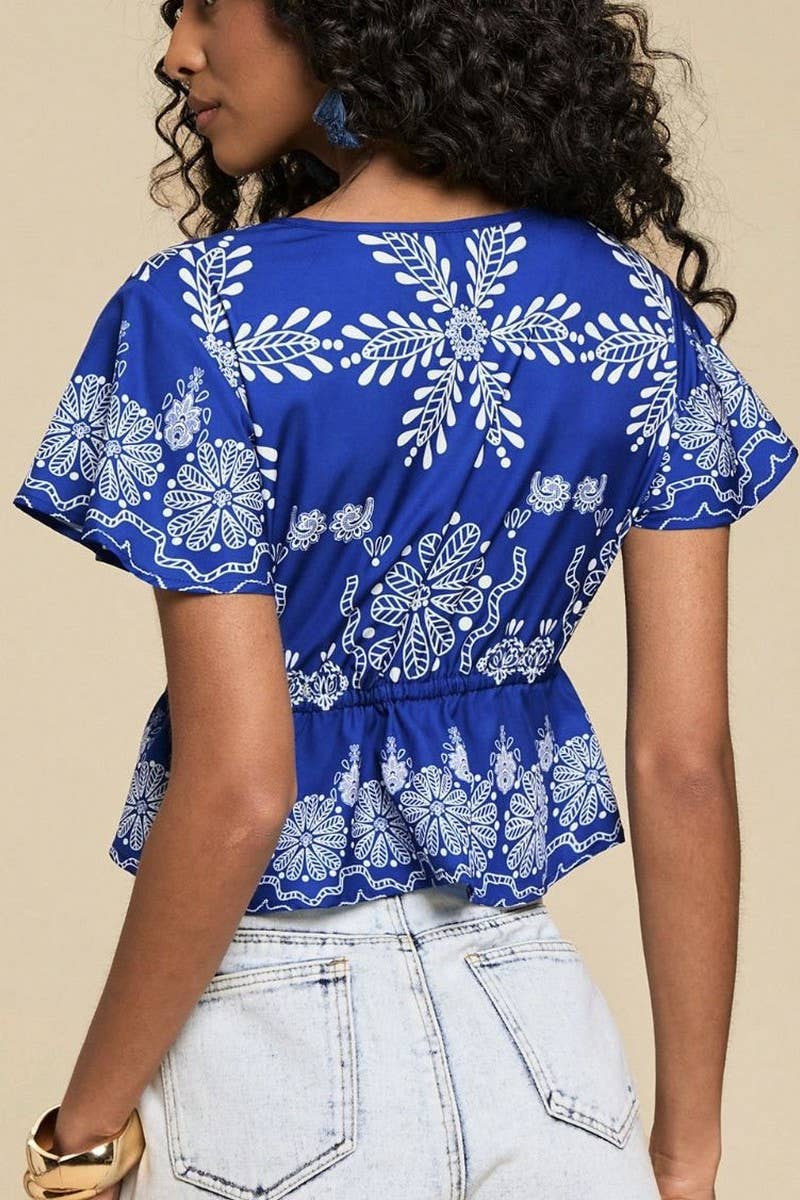 CWTBLS02414_LOW-CUT V-NECK SHORT-SLEEVED CROPPED TOP