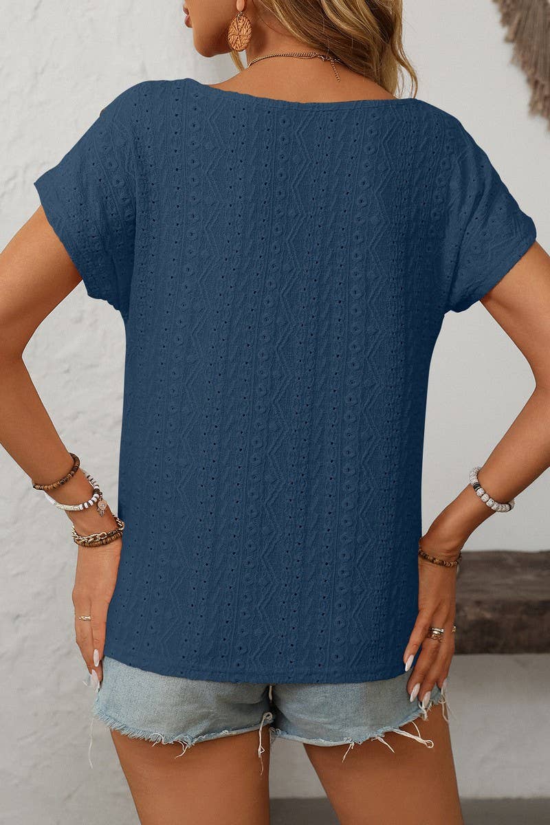 CWTBLS1709_ROUND NECK BUTTON SHORT SLEEVE CUTOUT TOP