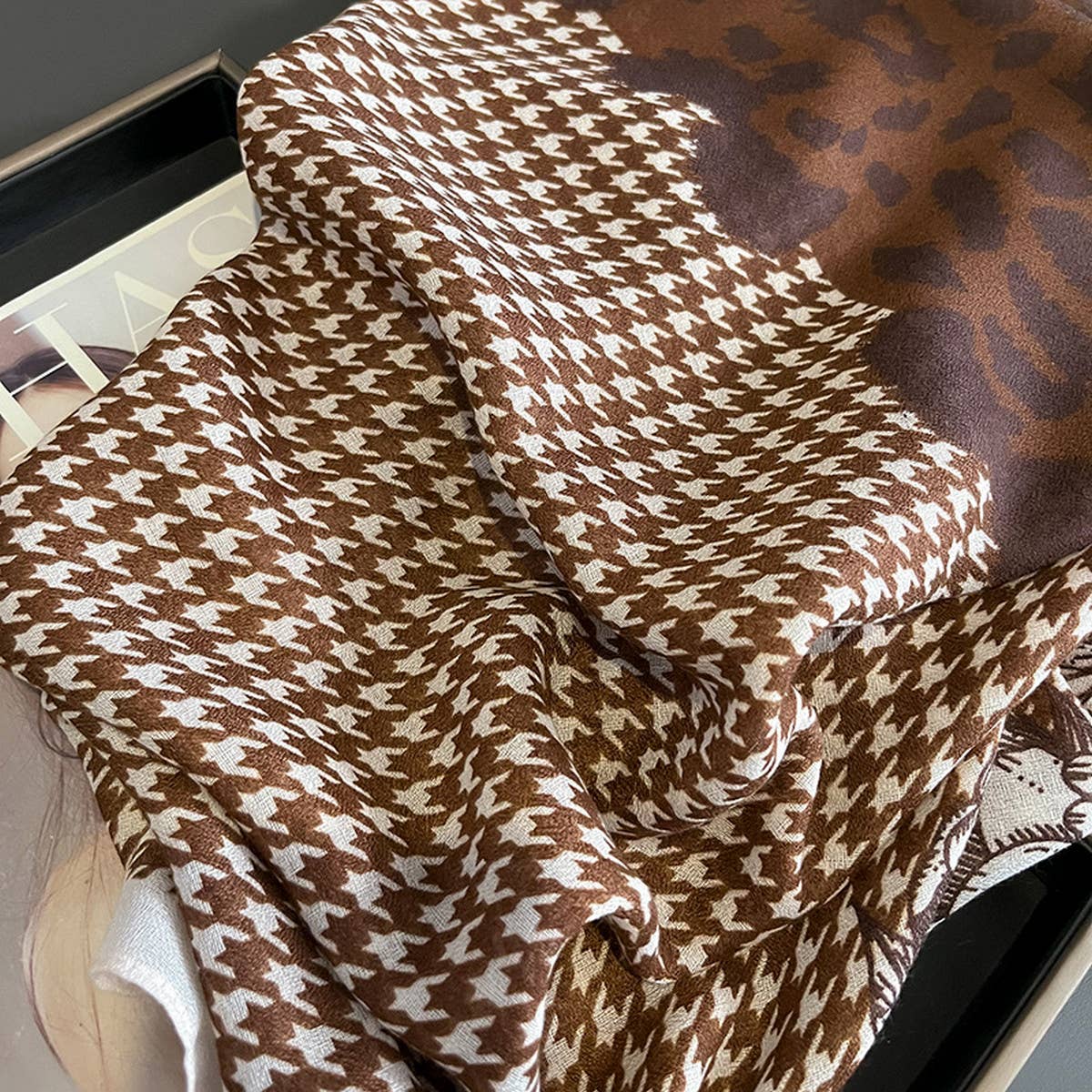 FASHIONABLE THIN PLAID WARM SHAWL SCARF