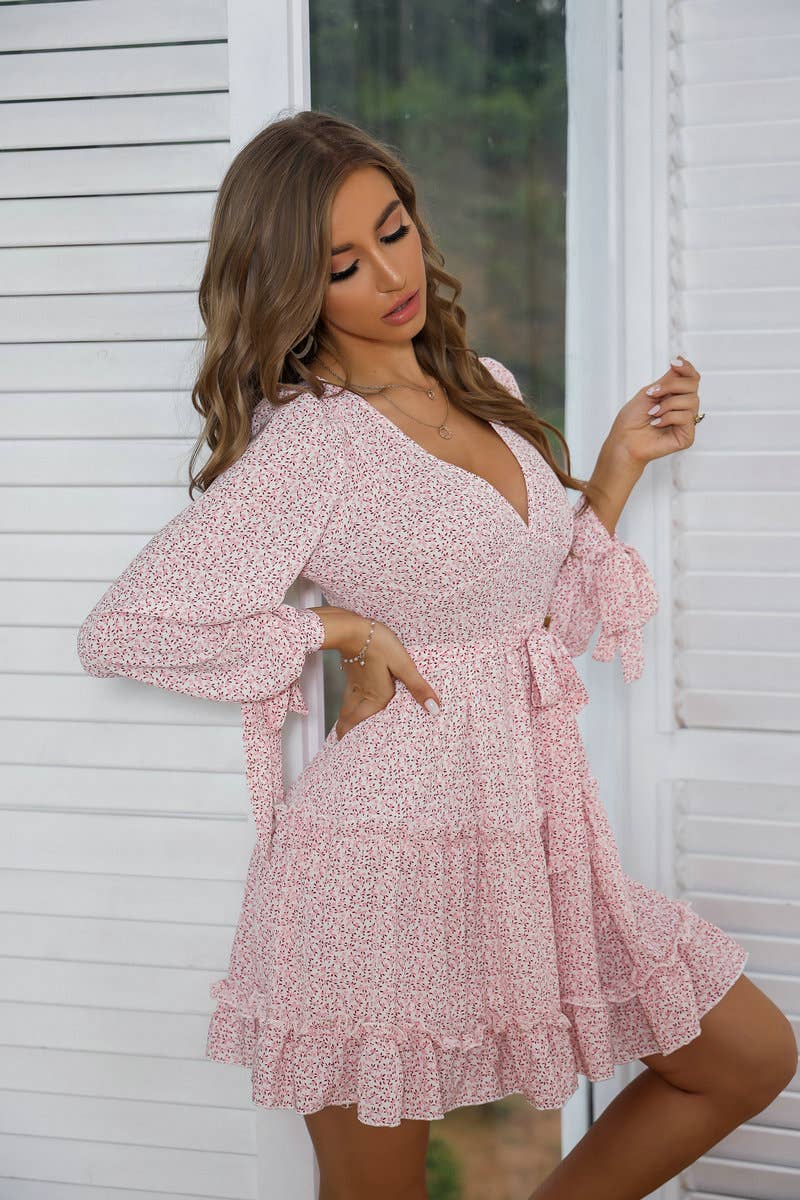 BELT-UP DRESS WITH DEEP V-NECK AND WAIST