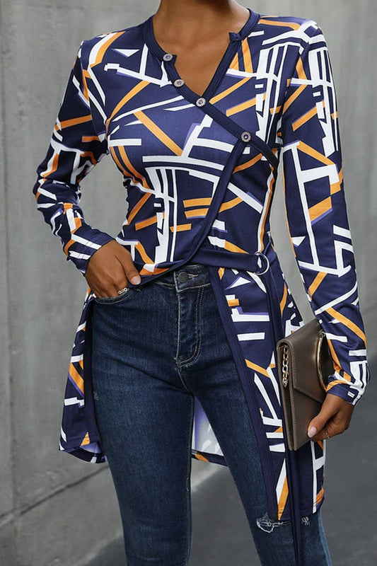 CWTTL1968_SUMMER V-NECK SLIM FIT GEOMETRIC PATTERN SLIT TOP