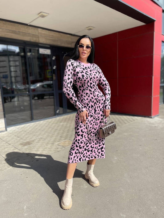 CREW-NECK LONG-SLEEVED LEOPARD PRINT KNIT DRESS