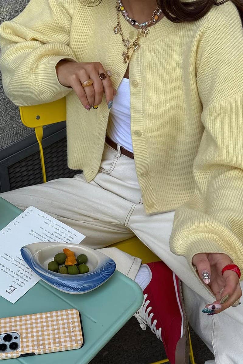 CWOCAL00777_SOLID COLOR BUTTON LONG SLEEVE KNITTED JACKET