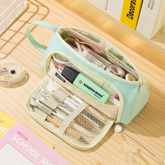 HIGH-VALUE CANVAS WINDOW PENCIL CASE