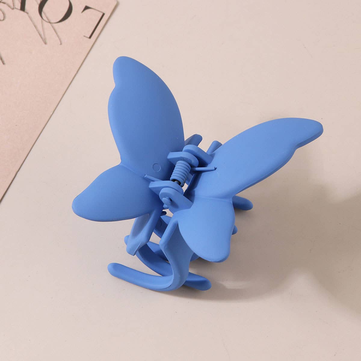 Matte Butterfly Hair Claw Clip ? Strong & Stylish_CWAHA0087