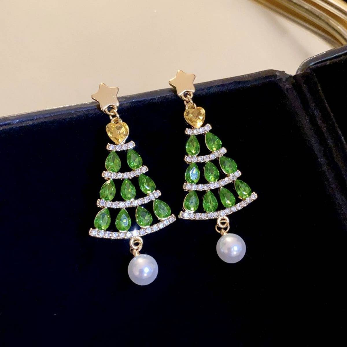 DIAMOND DEER HEAD SNOWFLAKE EARRINGS