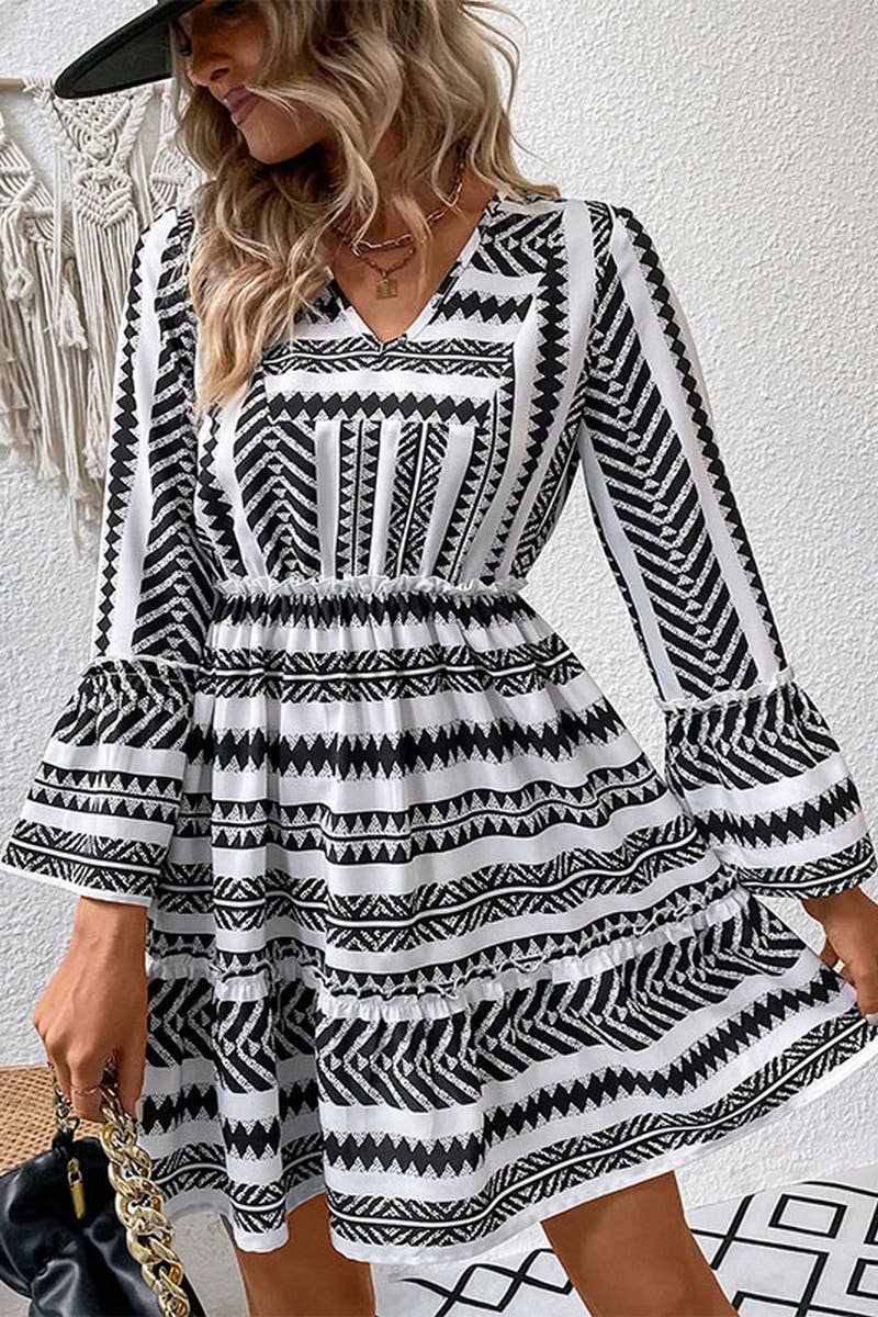 CWDSD1997_V-neck long-sleeve ruffled pleated mini dress