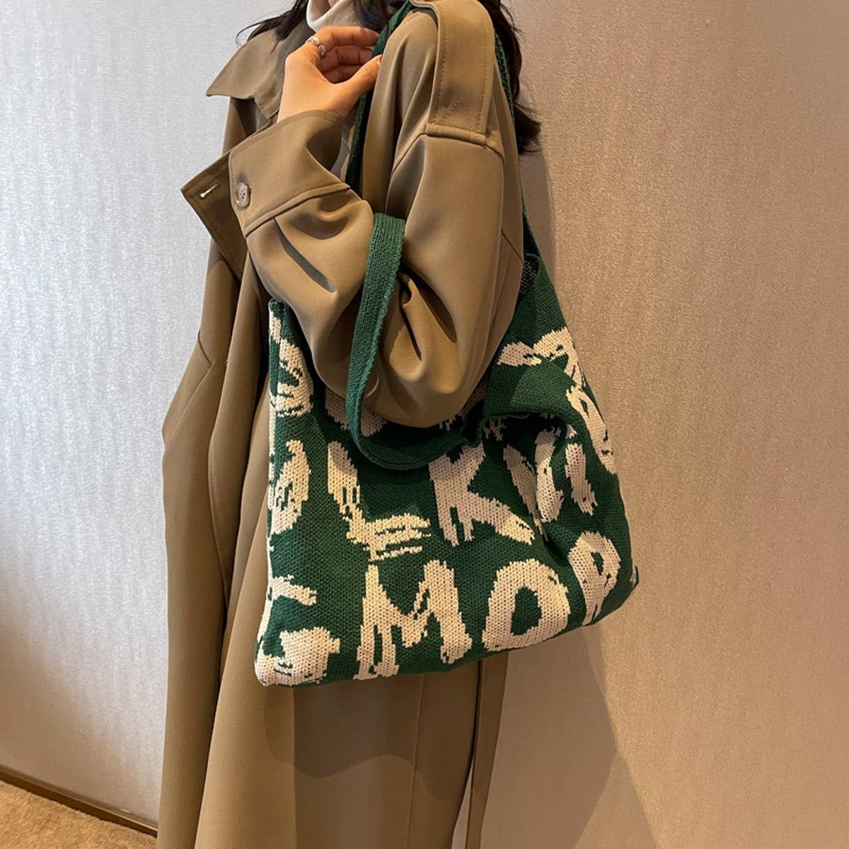 CWAB4572_LETTER PRINTED KNITTED SINGLE SHOULDER HANDLE BAG