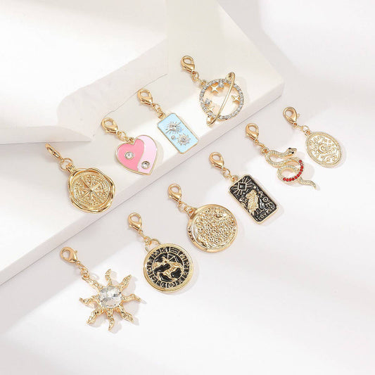 FASHIONABLE WITH DETACHABLE NECKLACE PENDANT