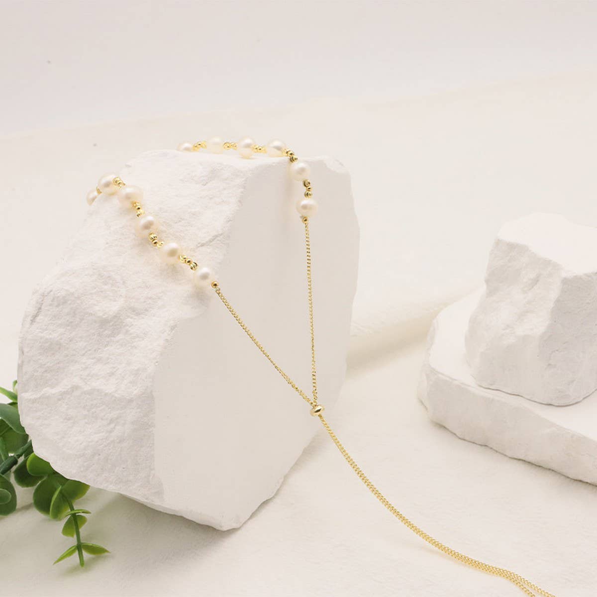 HIGH-END ALL-MATCH PEARL SWEATER NECKLACE