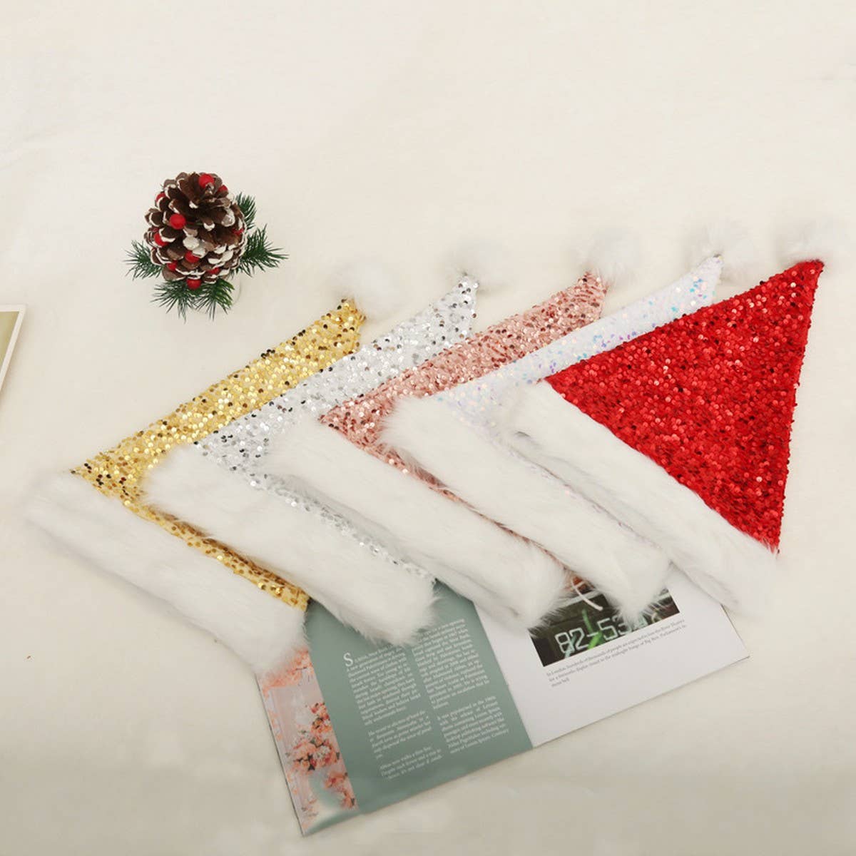 CWAH04586_SEQUIN PLUSH TRIM SANTA HAT FOR CHRISTMAS PARTY