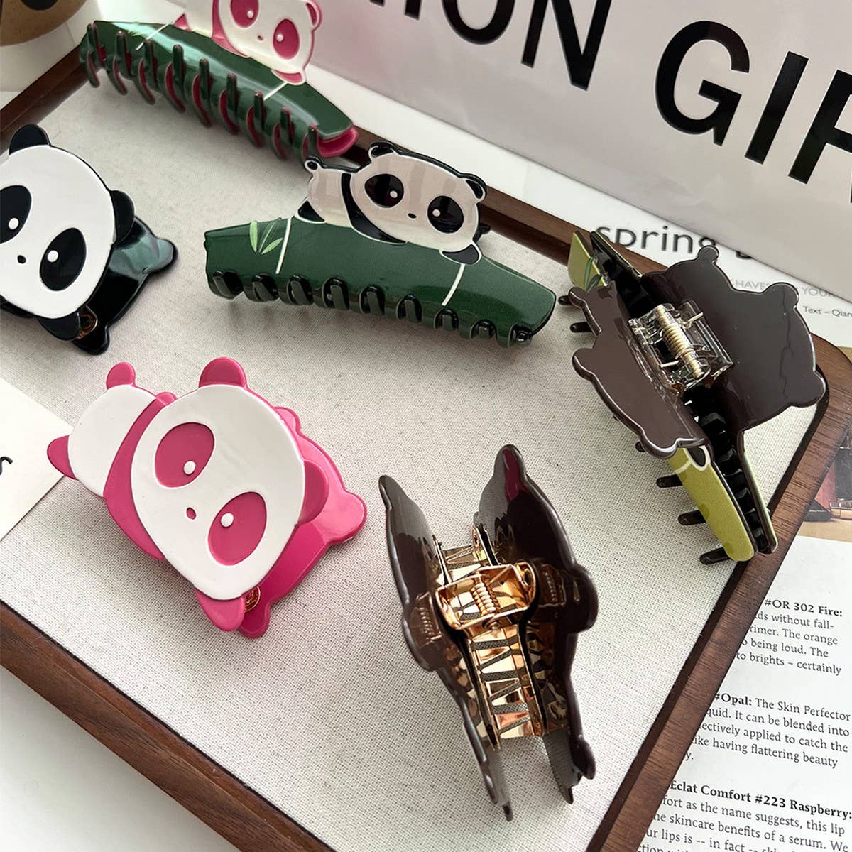 Panda Acetate Hair Claw ??Cute Chinese Style Clip_CWAHA5750