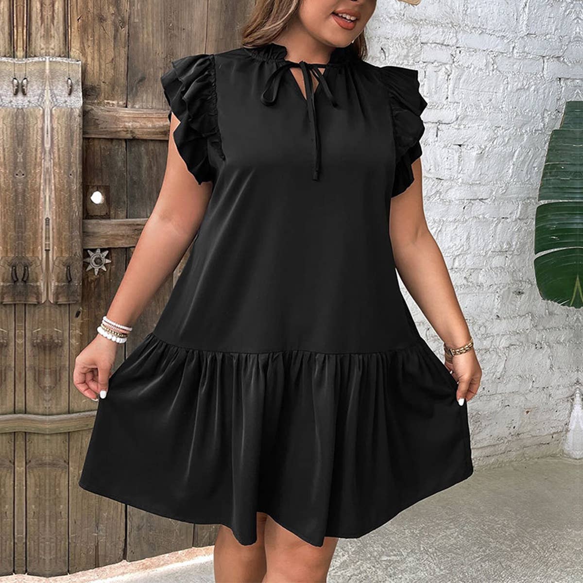 Chic Ruffle Neckline Tie Waist Vacation Dress