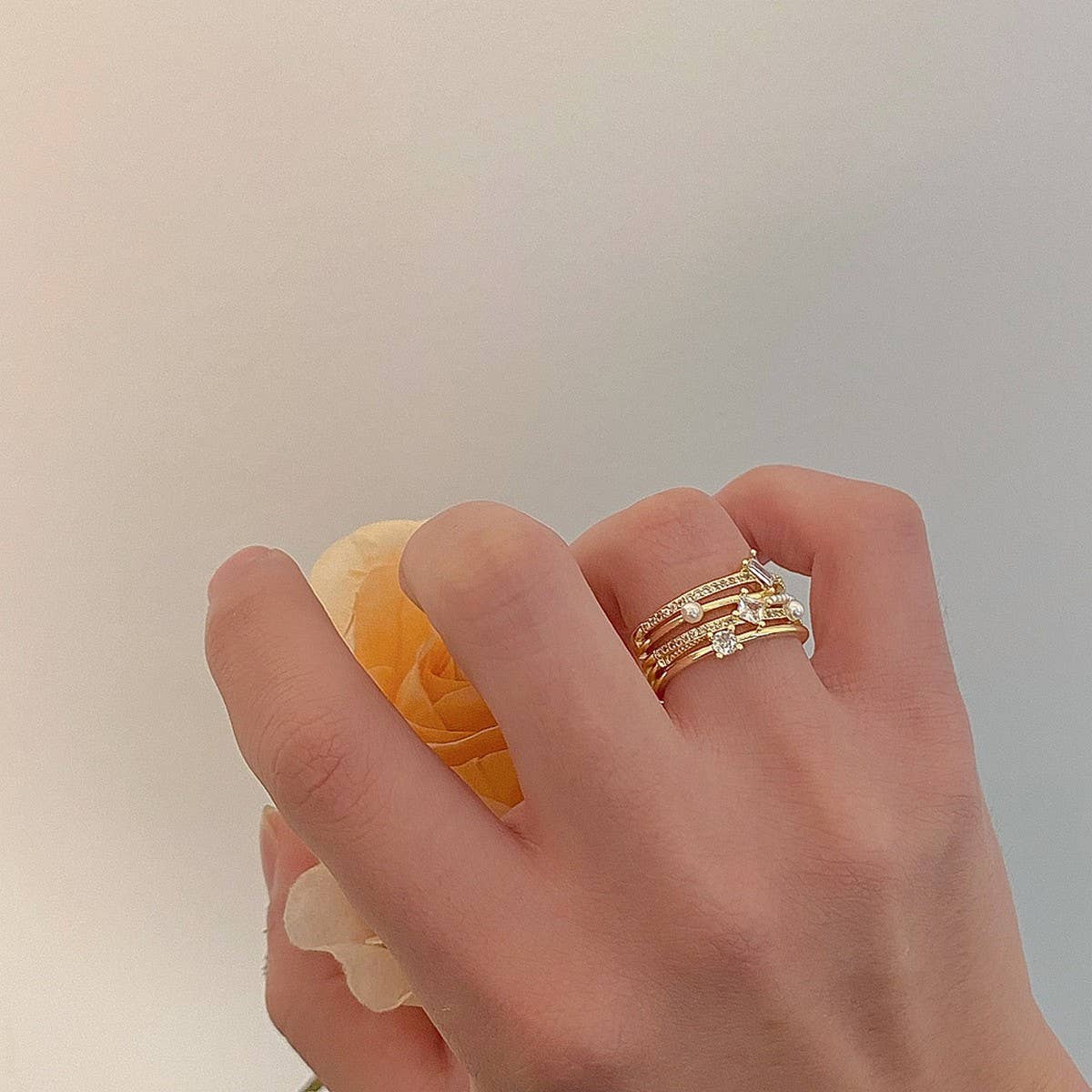 GOLD MULTI-LAYER HOLLOW ZIRCONIA SHELL PEARL RING