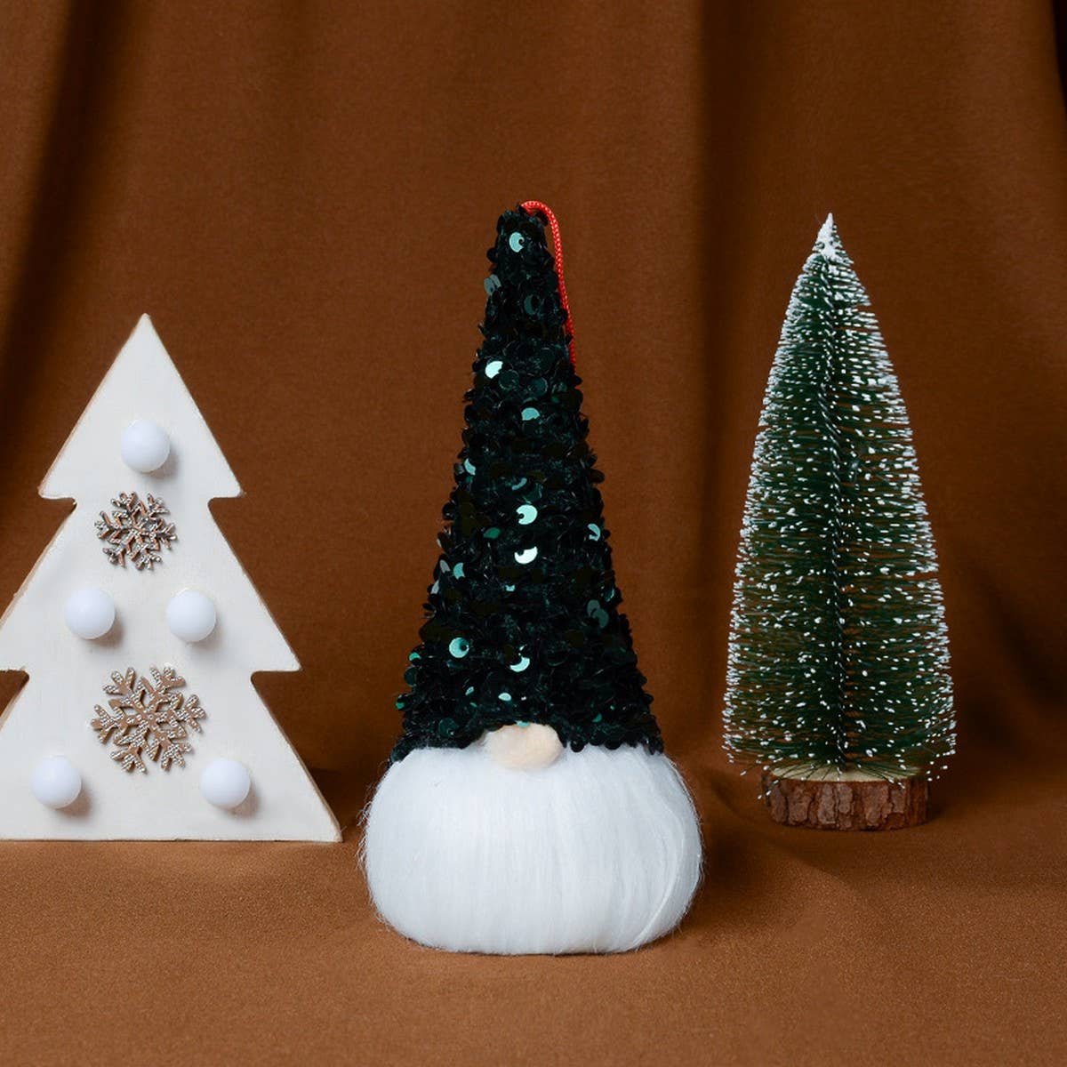 CHRISTMAS TREE PENDANT LUMINOUS FACELESS DOLL
