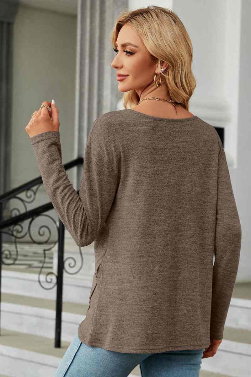 CWTBLL2839_BIG CREW-NECK LONG SLEEVE SPLIT BUTTON TOP