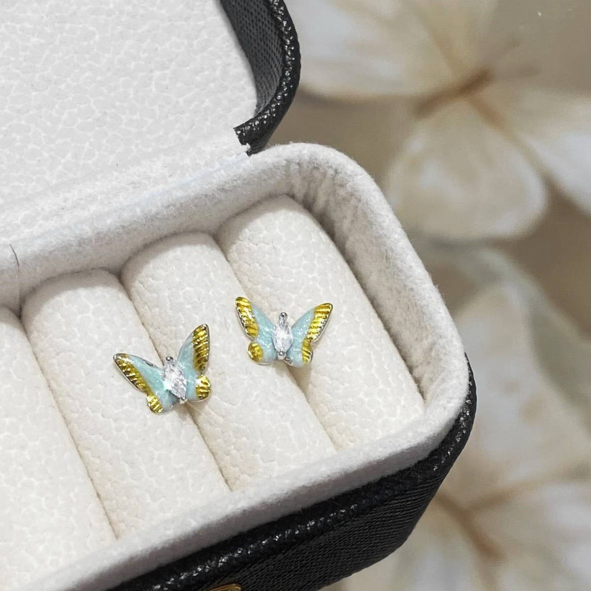 NEW SWEET BUTTERFLY EARRINGS SET FOR WOMEN_CWAJE3115