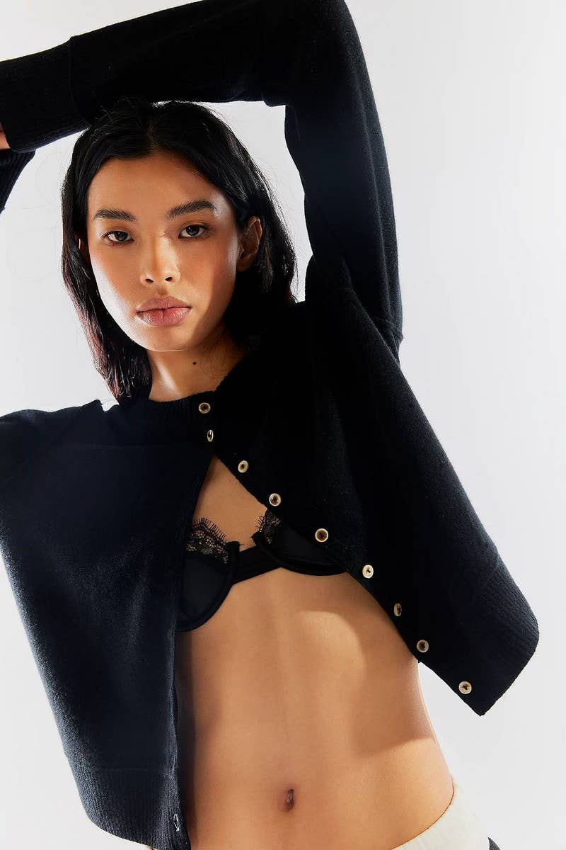 CWOCAL2220_SOLID COLOR ROUND NECK KNITTED CARDIGAN