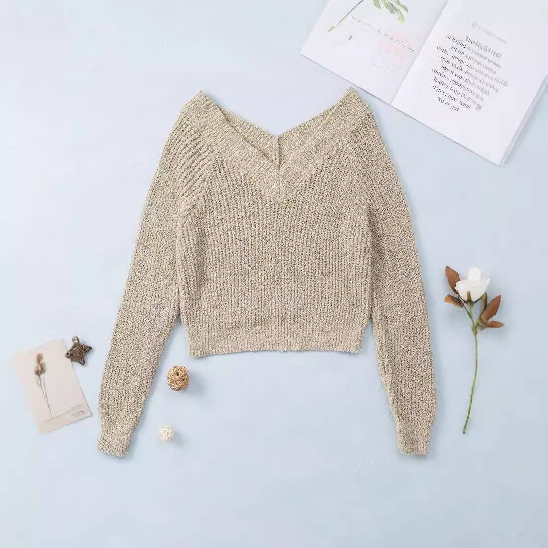 DOUBLE V-NECK SOLID SHORT PULLOVER SWEATER