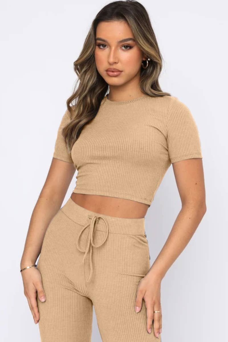 CWSS0501_KNITTED STRIPED SHORT SLEEVE TOP AND PANTS SUIT