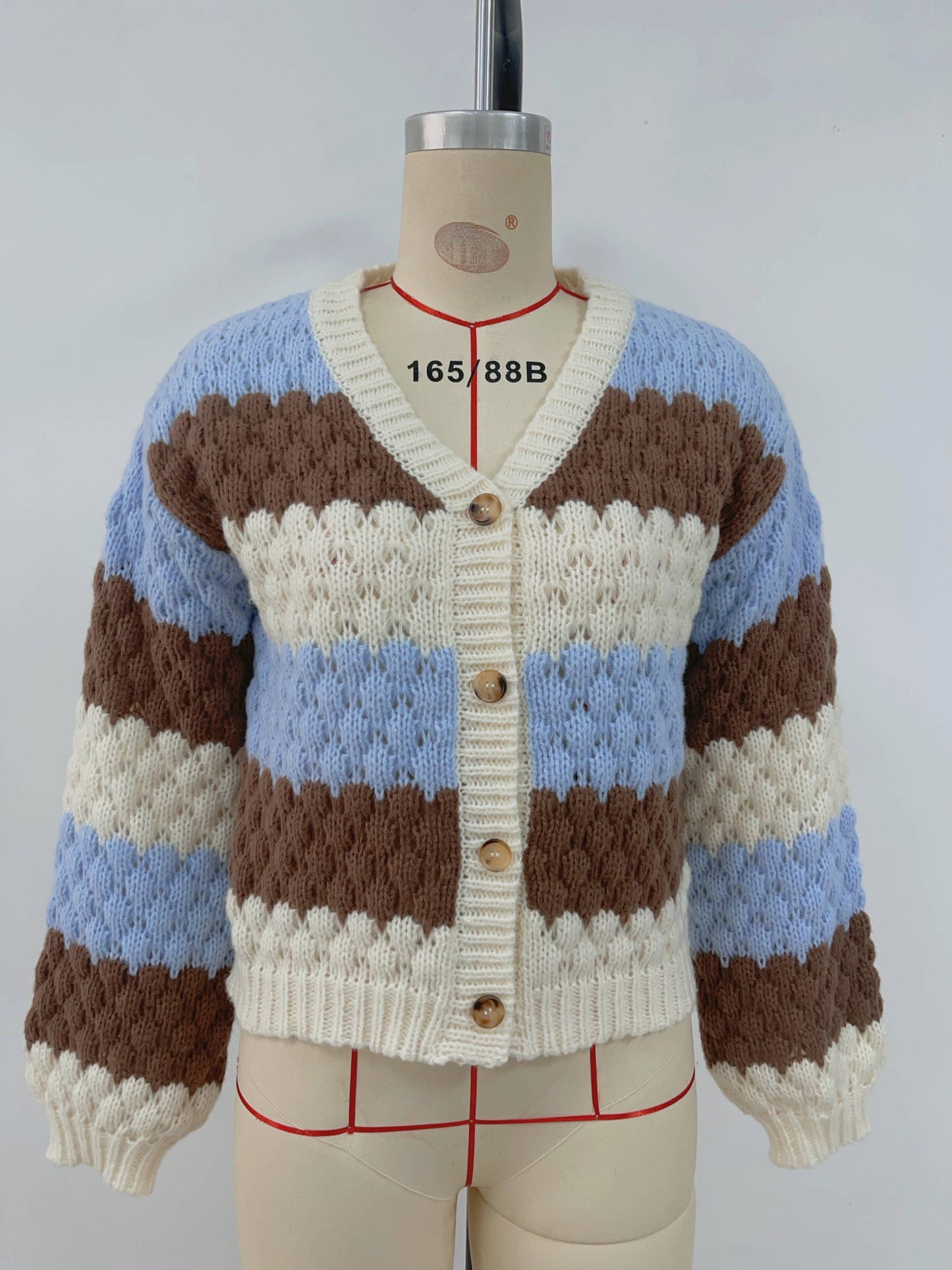 Color-blocking long-sleeved knitted cardigan