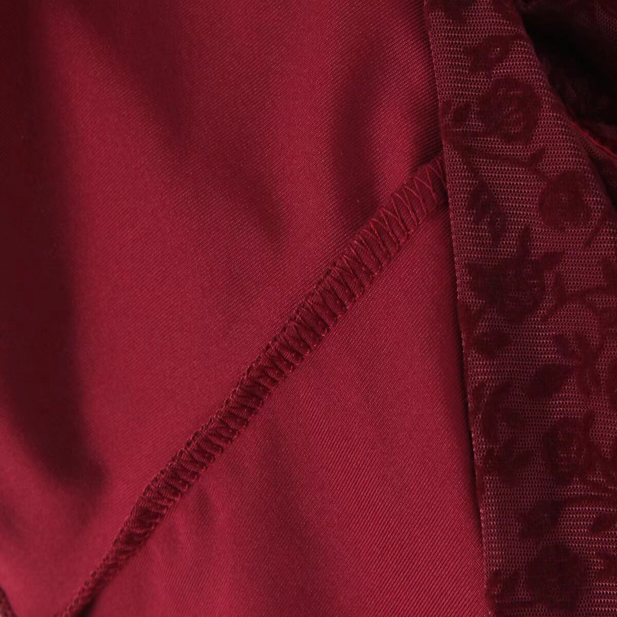 Elegant Split Blouse ? Bow Accent Design