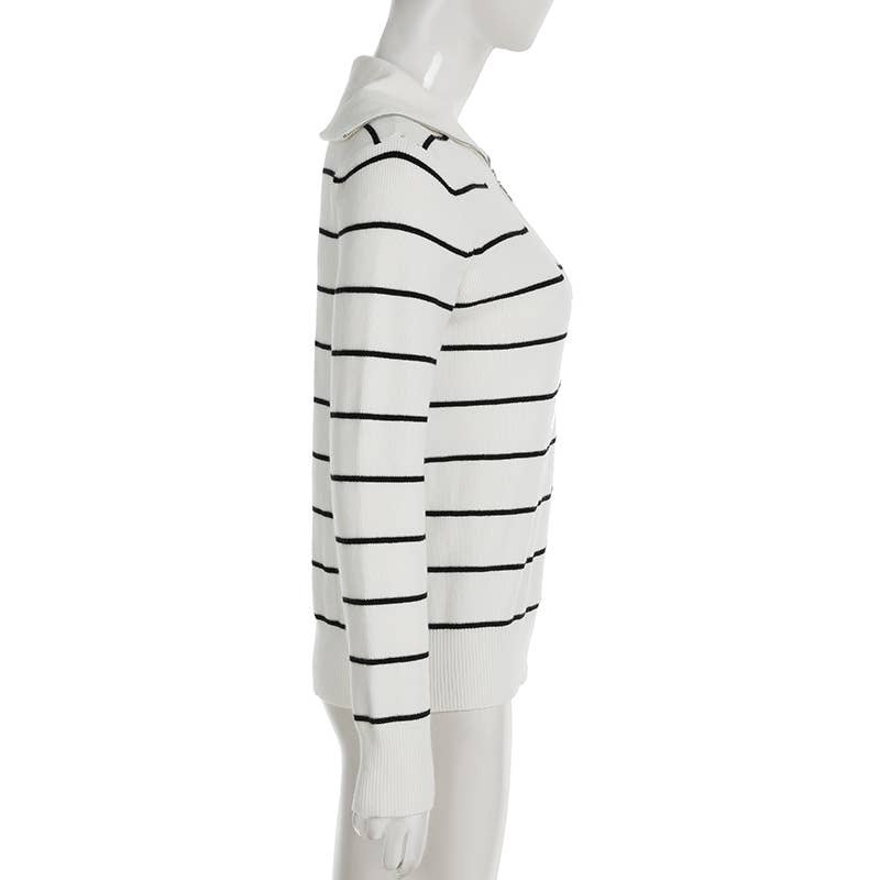 BLACK AND WHITE STRIPED ZIP-UP LAPEL SWEATER