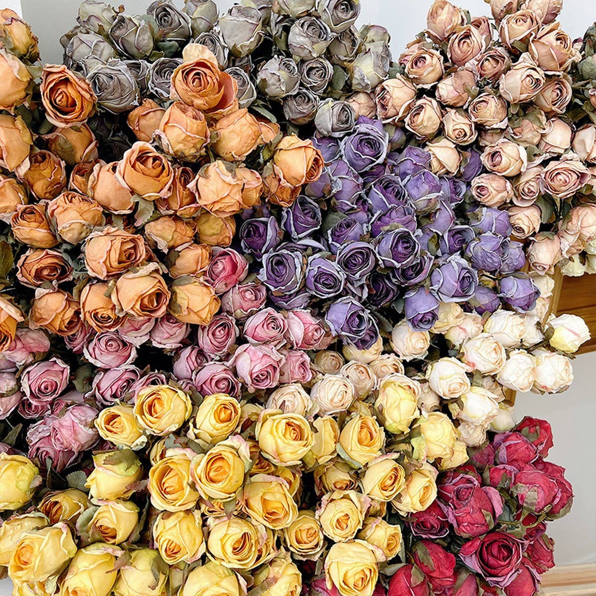 High-End Burnt Edge Rose Bouquet for Table Decor