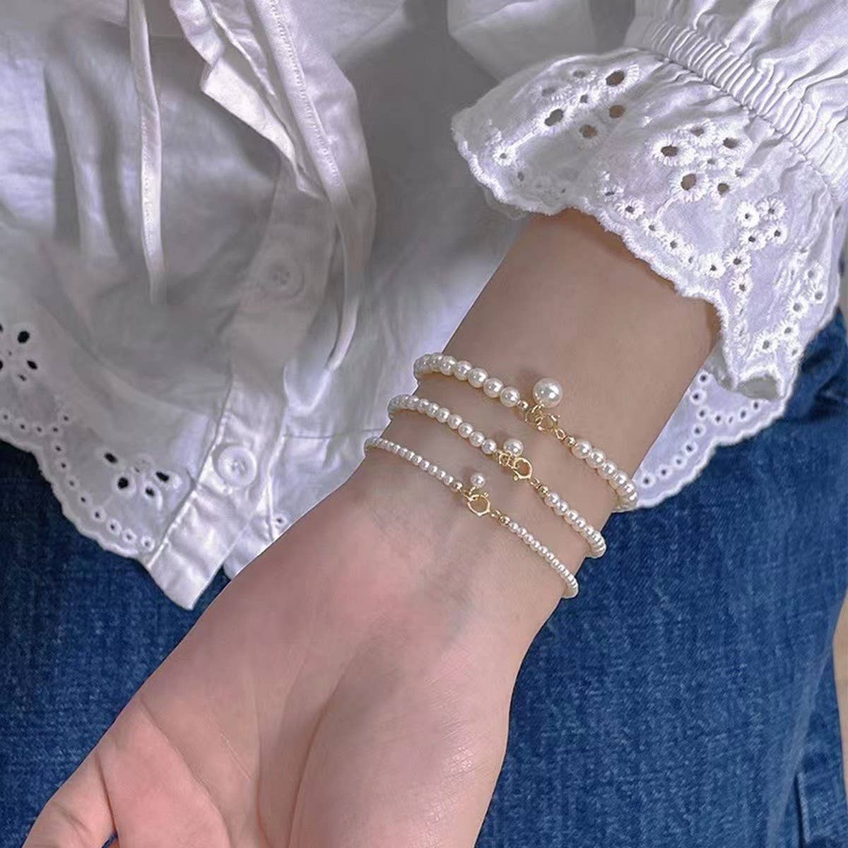 ROUND PEARL SIMPLE DESIGN FASHION BRACELET