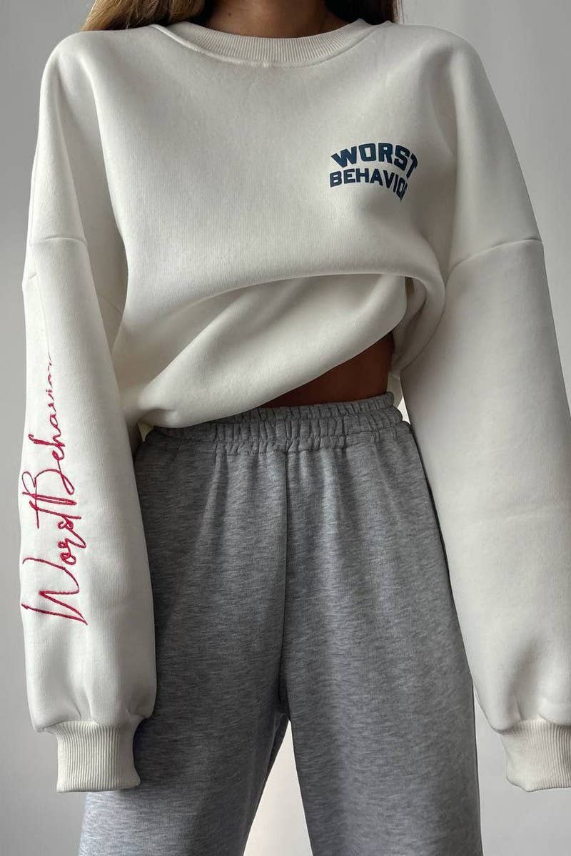 CWTBLL3448_CONTRAST COLOR LETTERING EMBROIDERED SWEATSHIRT