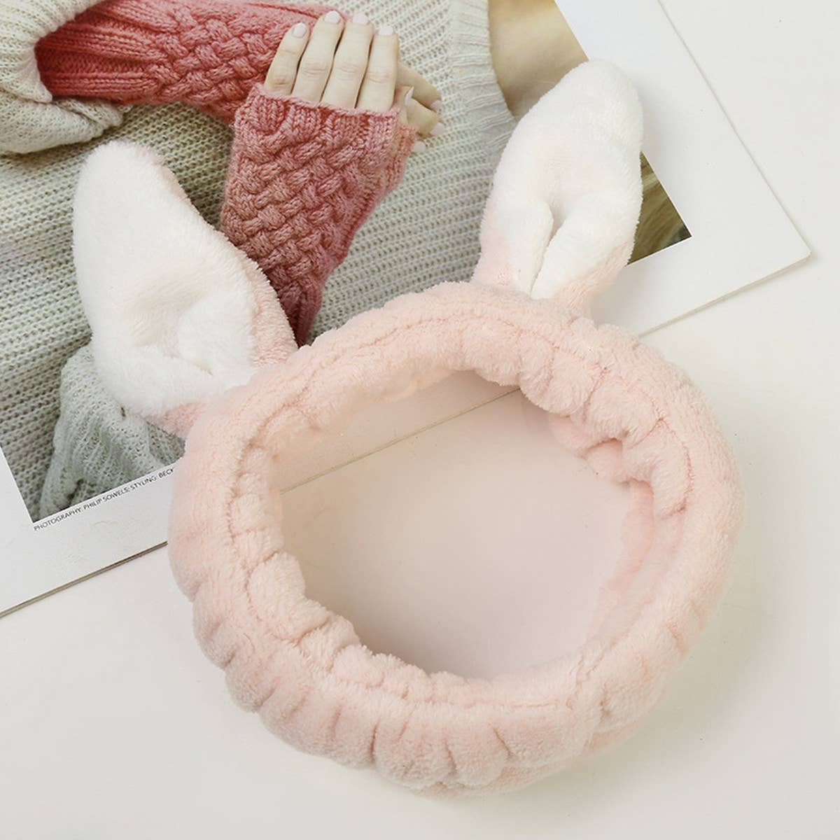 SWEET WIDE-BRIMMED HEADBAND