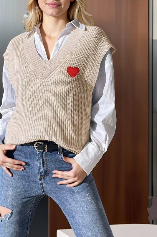 CWTSTL00993_WOMEN V-NECK KNIT VEST HEART PATCH SWEATER