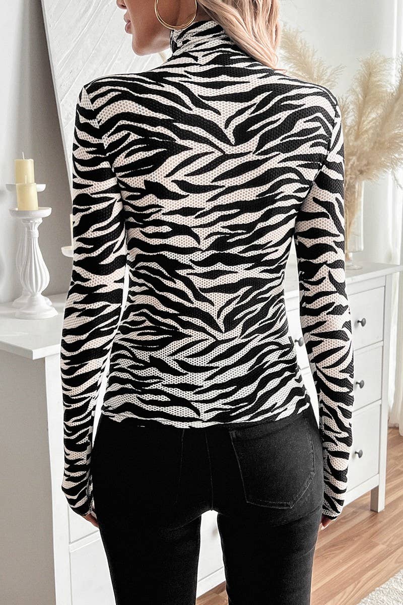 CWTBLL3516_ZEBRA PRINT HIGH COLLAR MESH BOTTOMING TOP