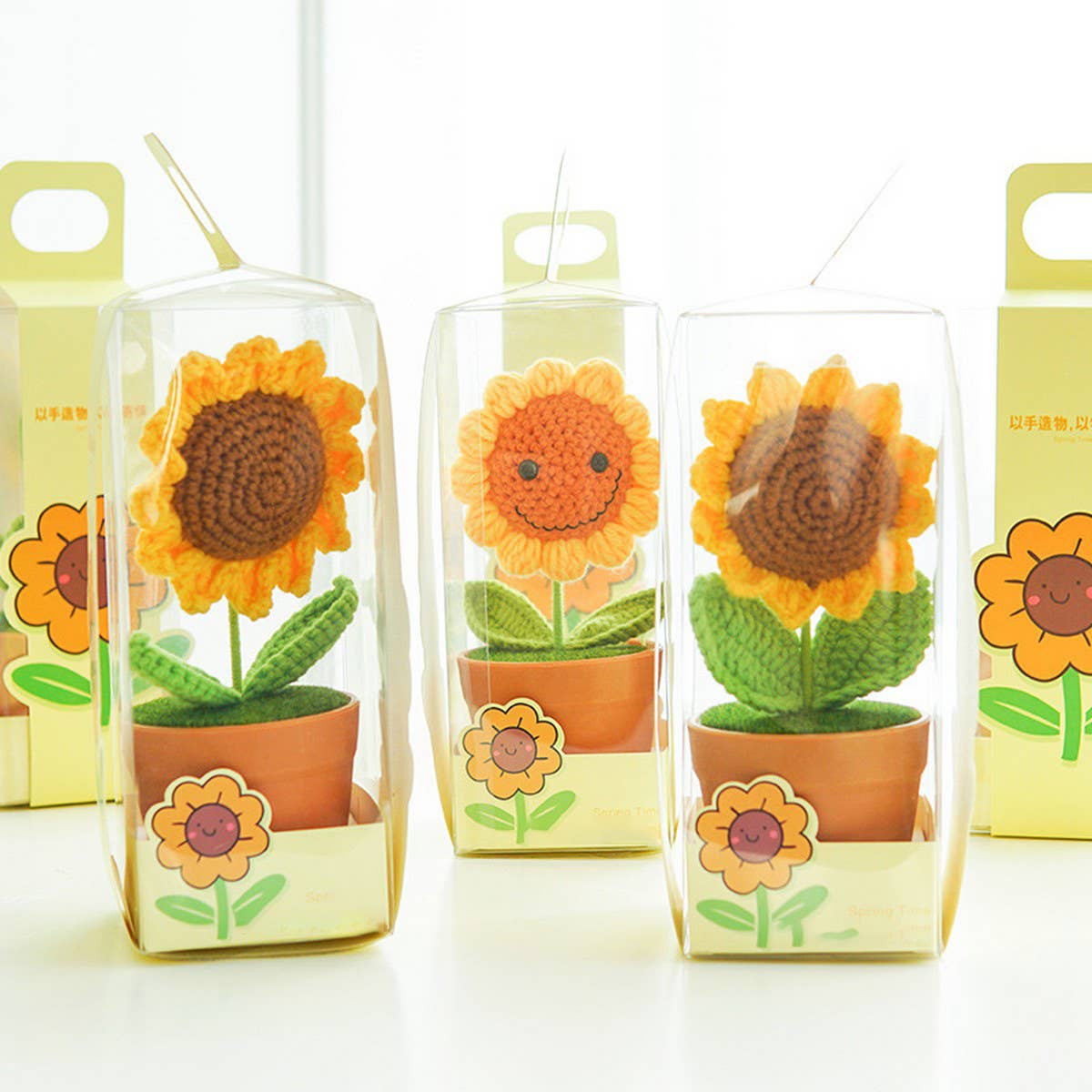 CWMM9268_KNITTED SUNFLOWER POTTED DESKTOP ORNAMENT