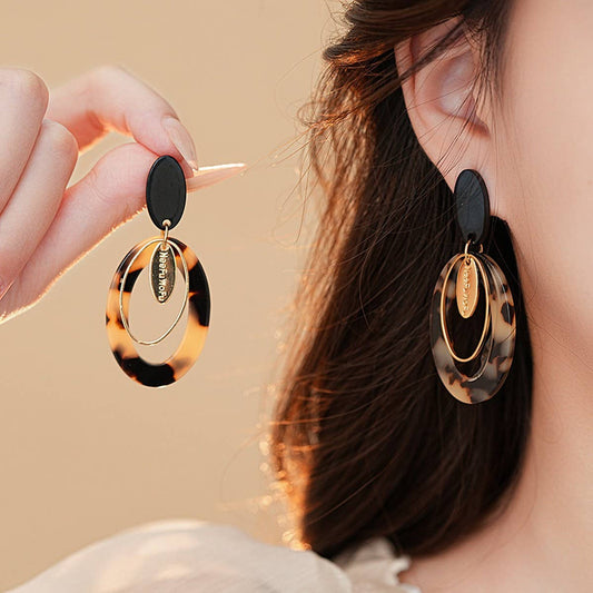 LEOPARD PRINT OVAL LETTER TREND EARRINGS