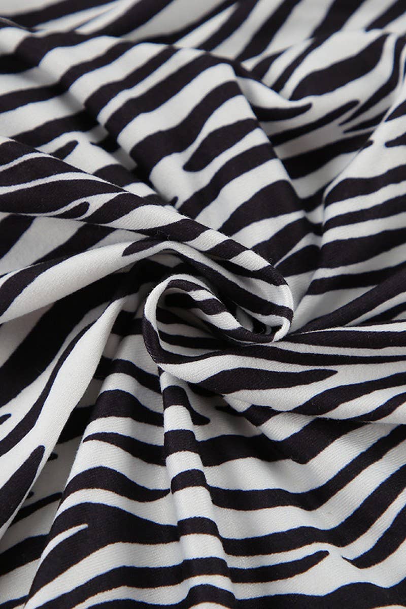 CWSPJ0387_STRIPED PRINT BANDEAU TOP AND PANTS PAJAMA SET