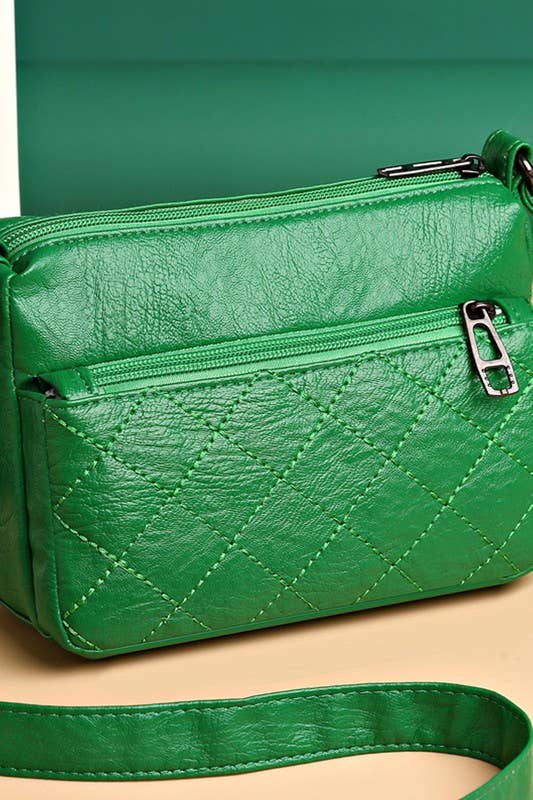 SOFT LEATHER SQUARE MESSENGER BAG_CUAB0036