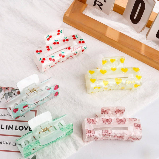 CWAHA1610_CHERRY HEART STRAWBERRY RECTANGLE HAIR CLAW CLIP