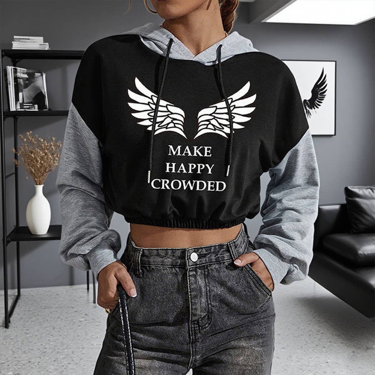 Color-blocking and hooded printed sweatshirt